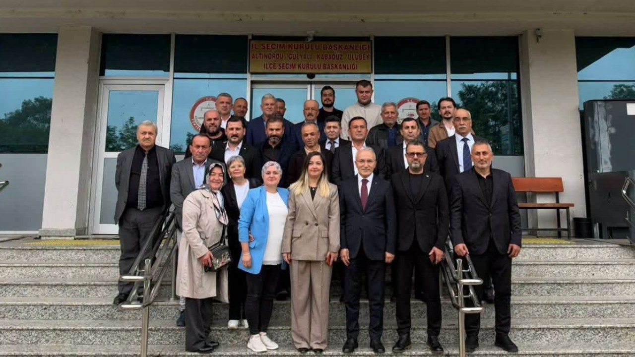 MHP Ordu’da Mehmet Özçelik Mazbatasını Aldı