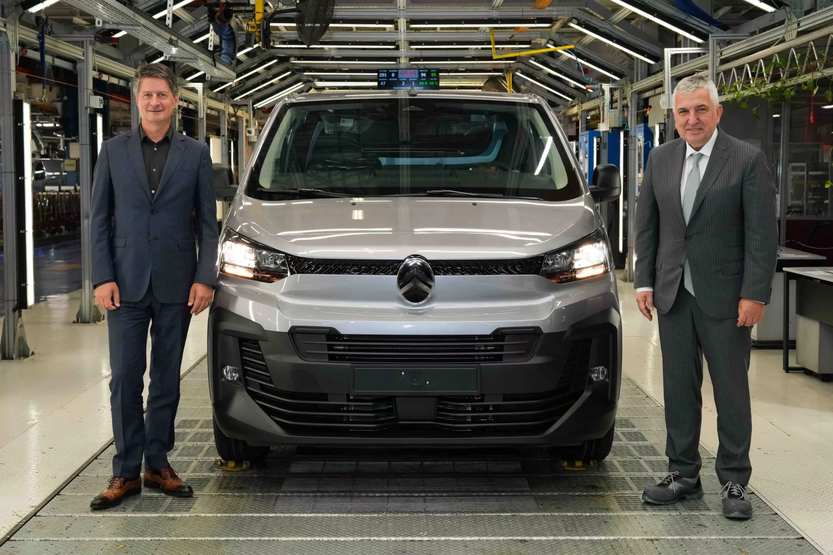 Citroën CEO’su Bursa’da... Berlingo üretimi için geri sayım
