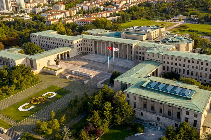 TBMM'de Yeni Haftanın Gündemi Yoğun
