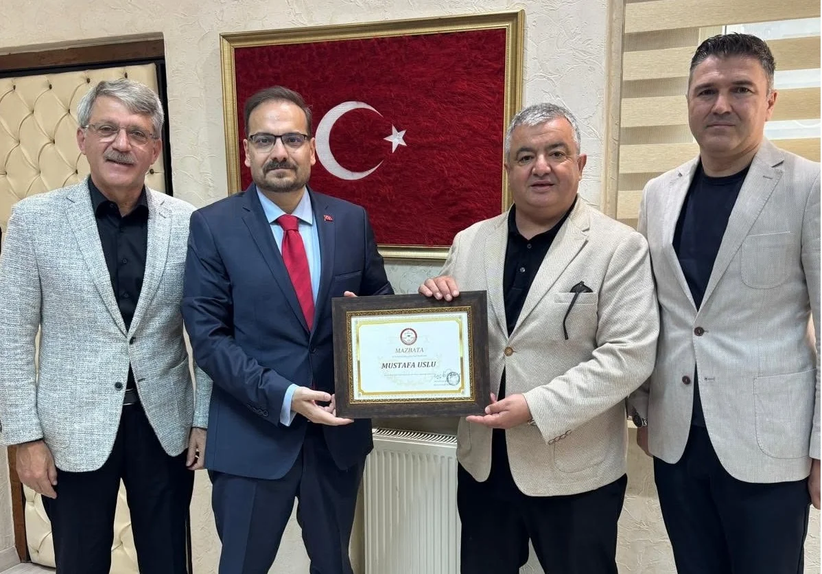 Ünye Ticaret Borsası Başkanı Mustafa Uslu Mazbatasını Aldı