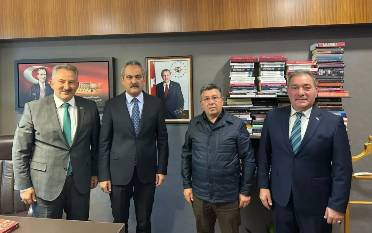 Mahmut Özer, Aybastı Heyetini TBMM’de Ağırladı
