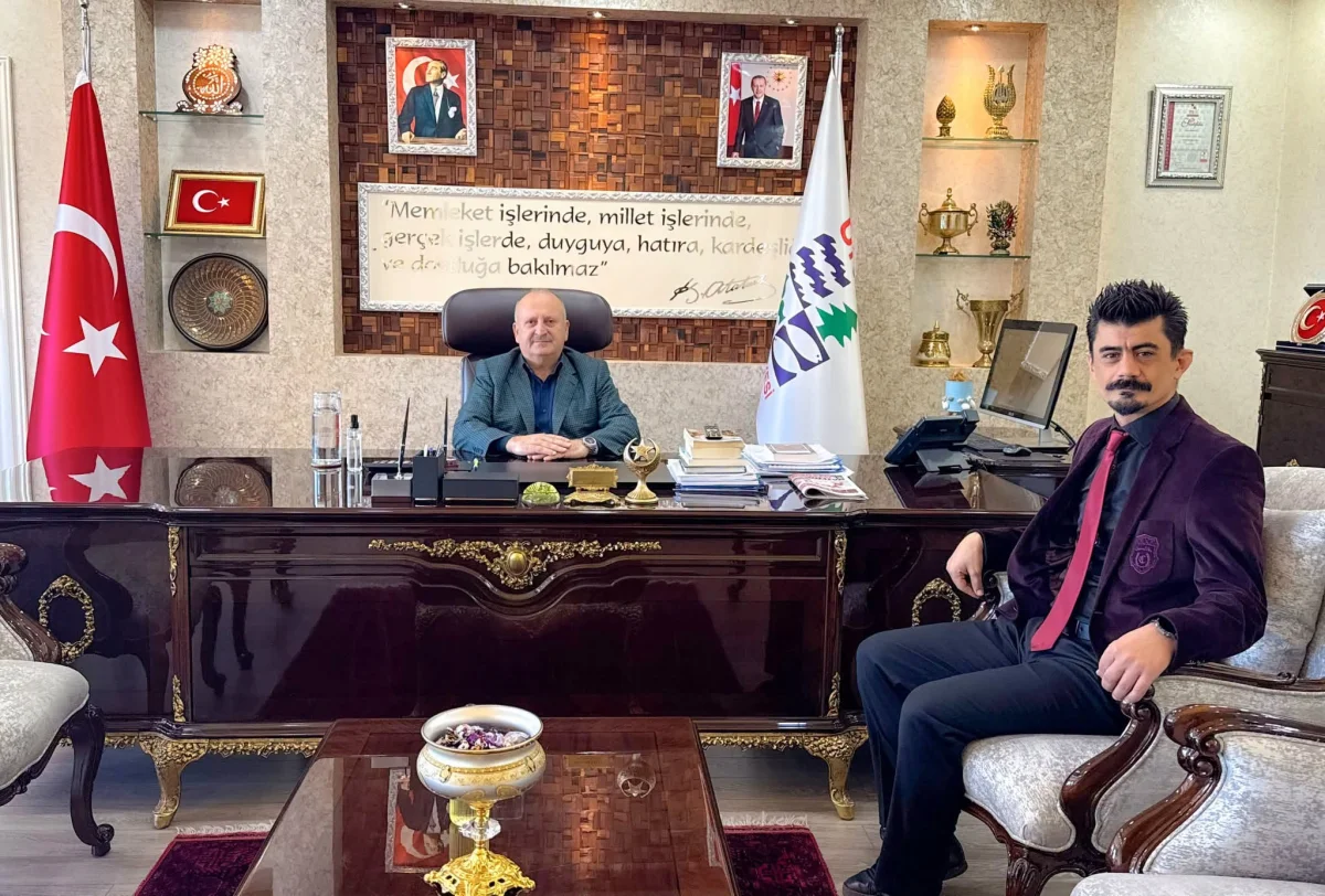 Başkan Tavlı, Dekan Prof. Dr. Hakan Yazarkan’ı Ağırladı