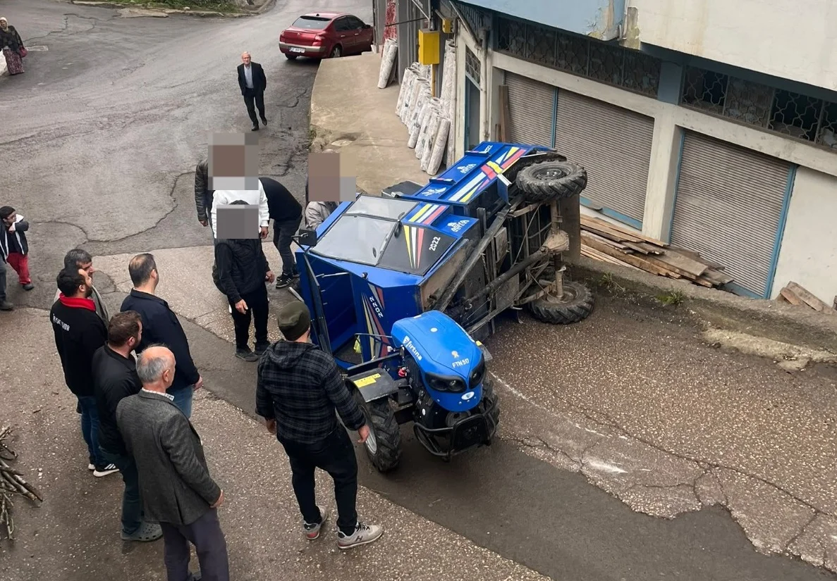 Korgan’da Yine Patpat Kazası! Virajı Alamayan Sürücü Devrildi