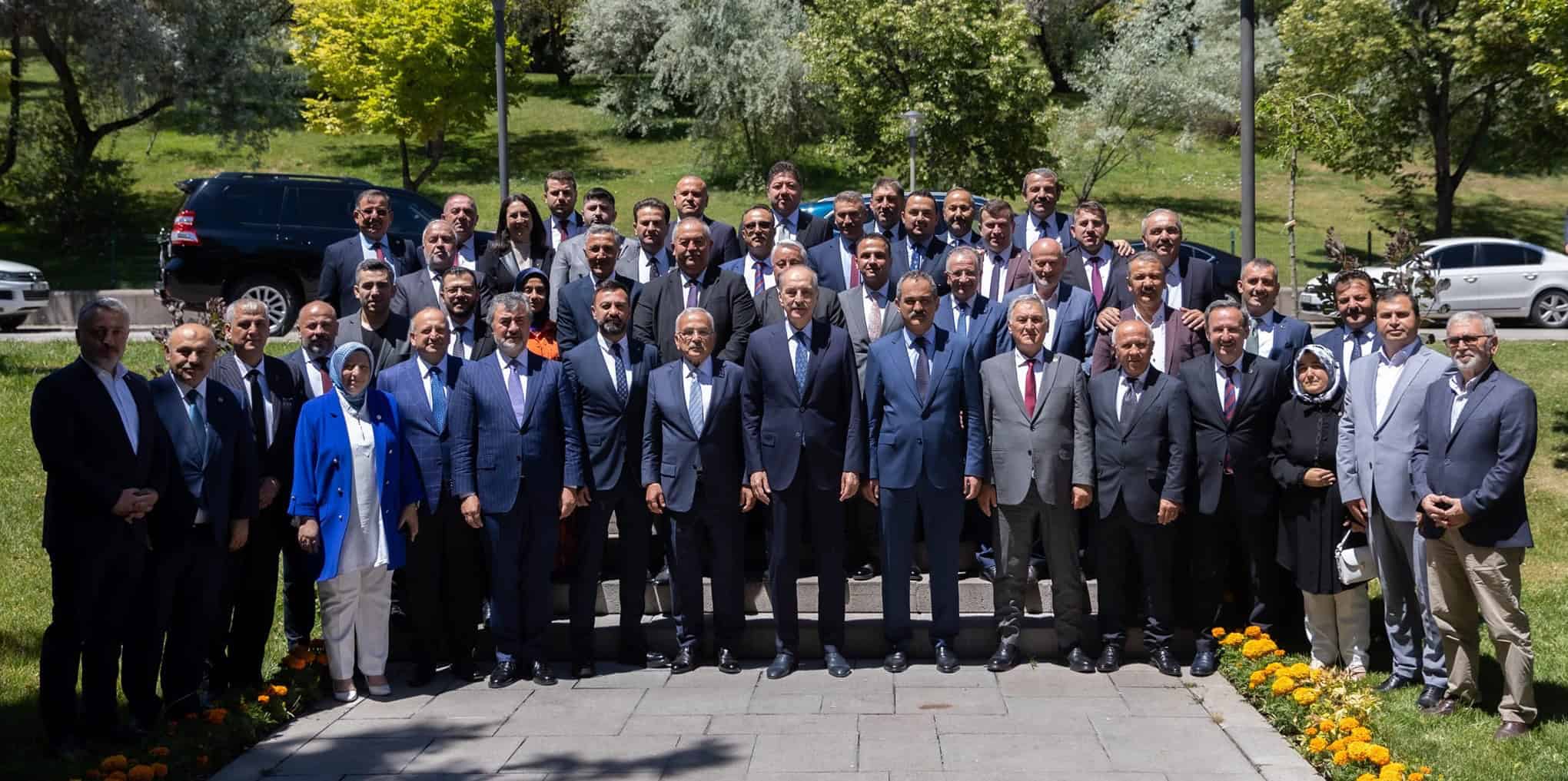 BAŞKANLAR, KURTULMUŞ'A MİSAFİR OLDU