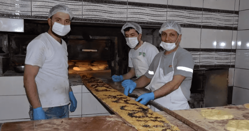 KARGO GÖREVLİLERİ, POSTA DAĞITICILARI, KASİYERLERLE İLGİLİ KORONA AYARI