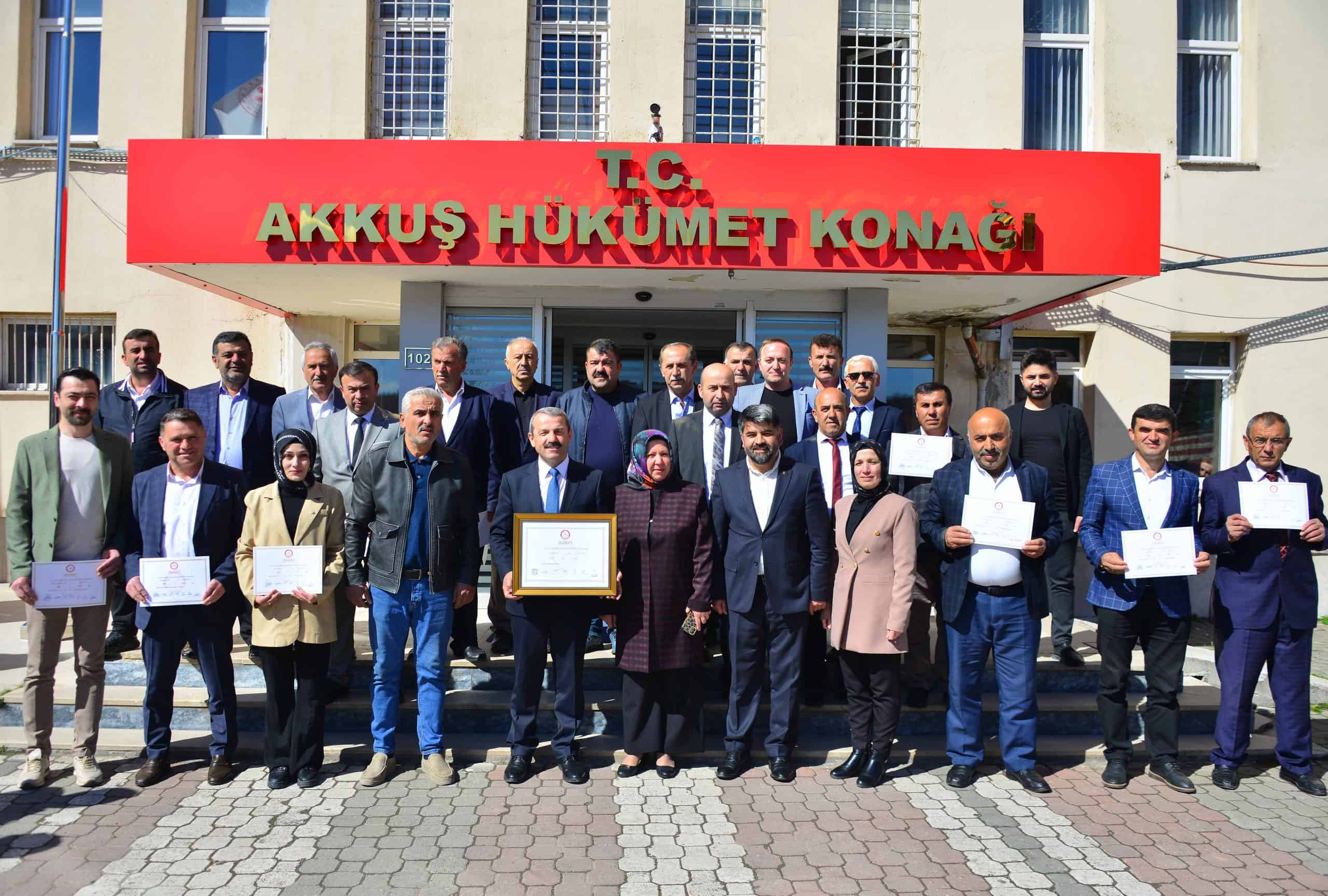 Başkan Demirci Mazbatasını Aldı