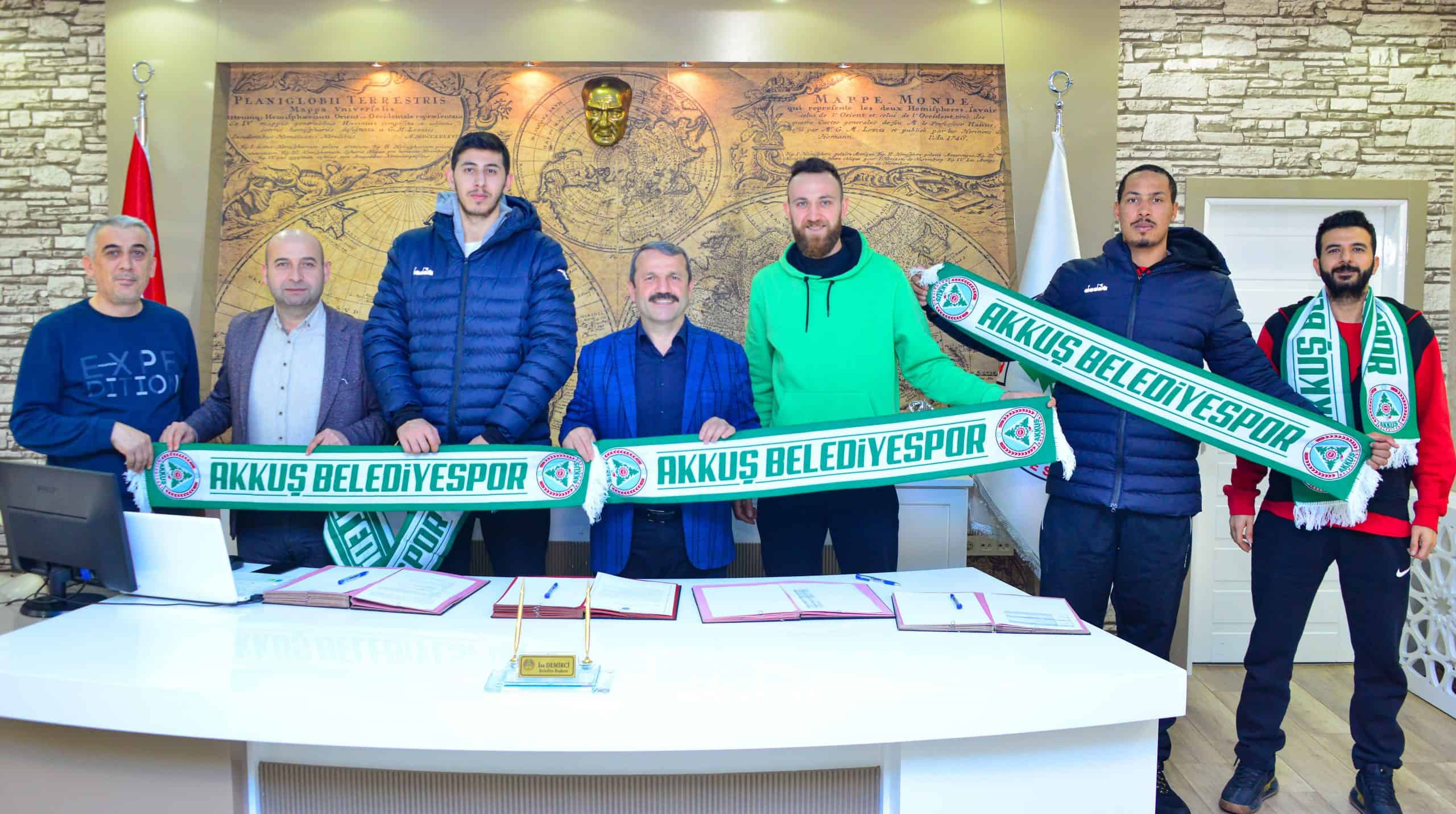 Akkuş Belediyespor Kadrosunu Güçlendirdi