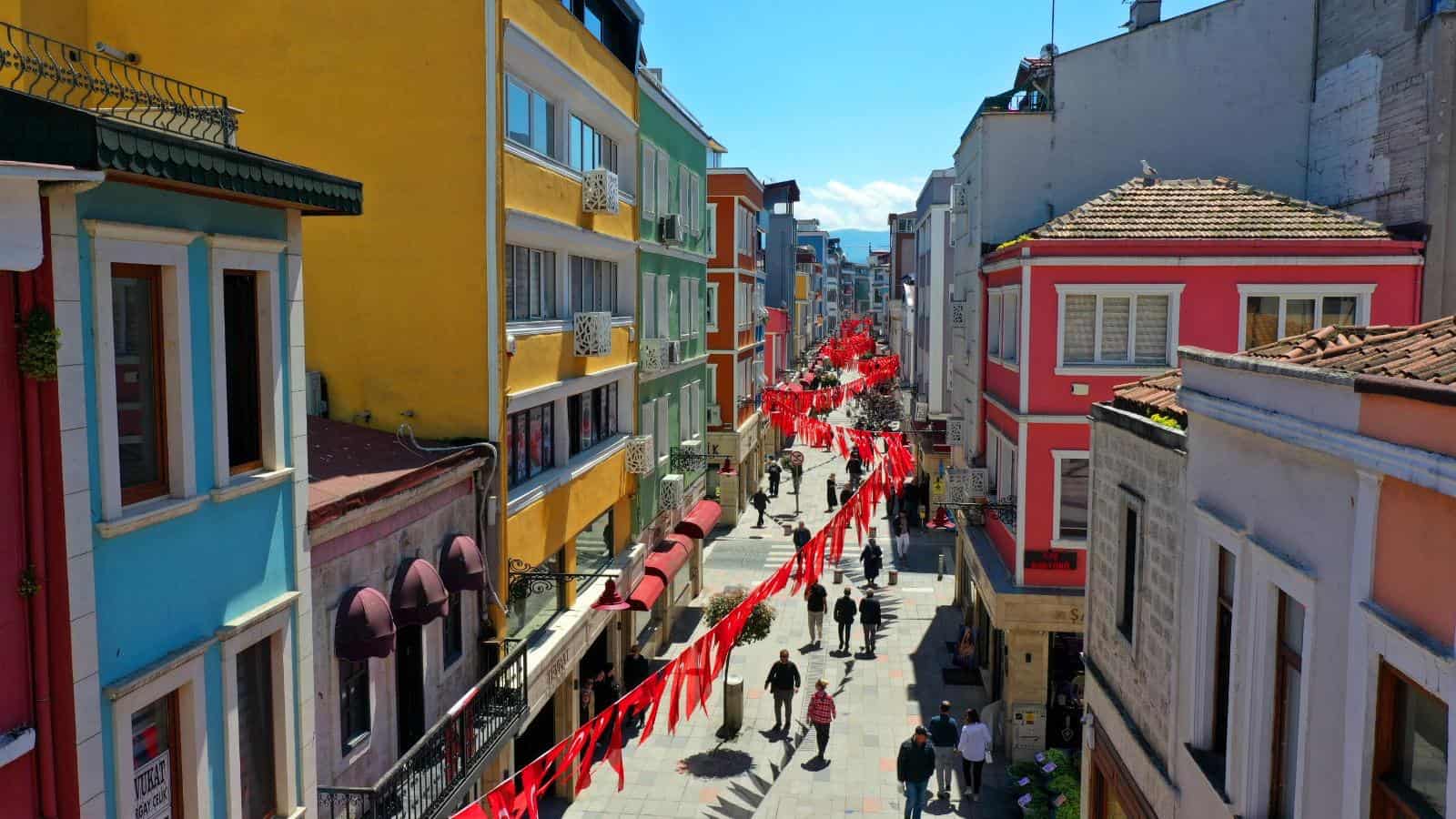 ORDU’DA YER GÖK KIRMIZI BEYAZ
