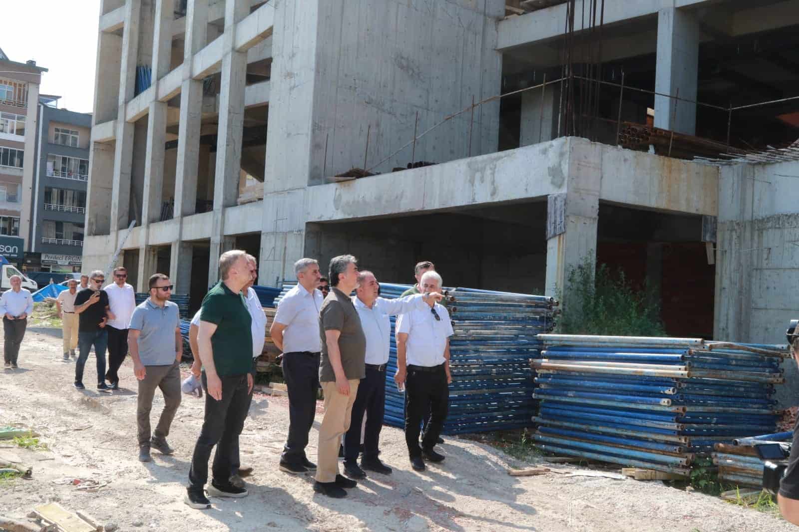 Kültür Merkezi Hızla Yükseliyor