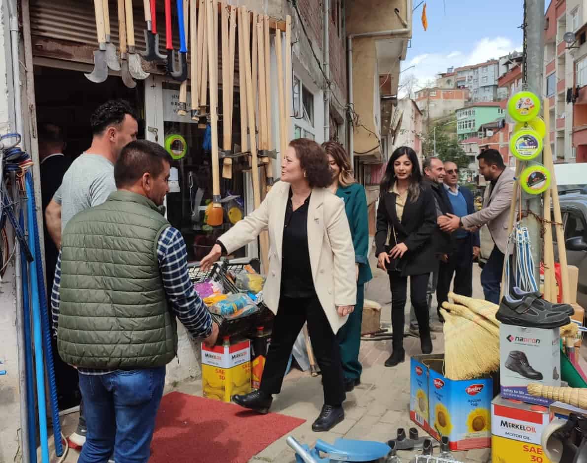 KADIN ADAYLARA ÇAMAŞ’TA YOĞUN İLGİ