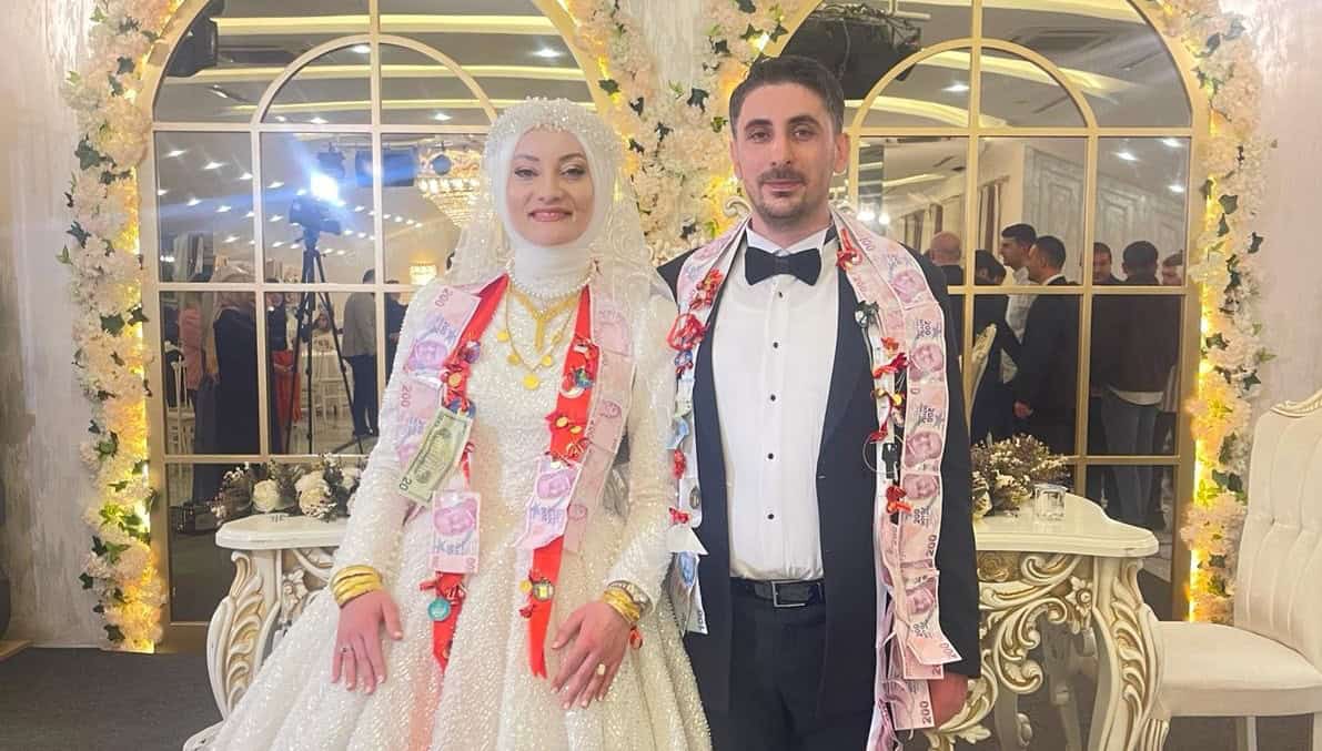 Büşra Nur ve Ozan, muhteşem bir törenle dünya evine girdiler!