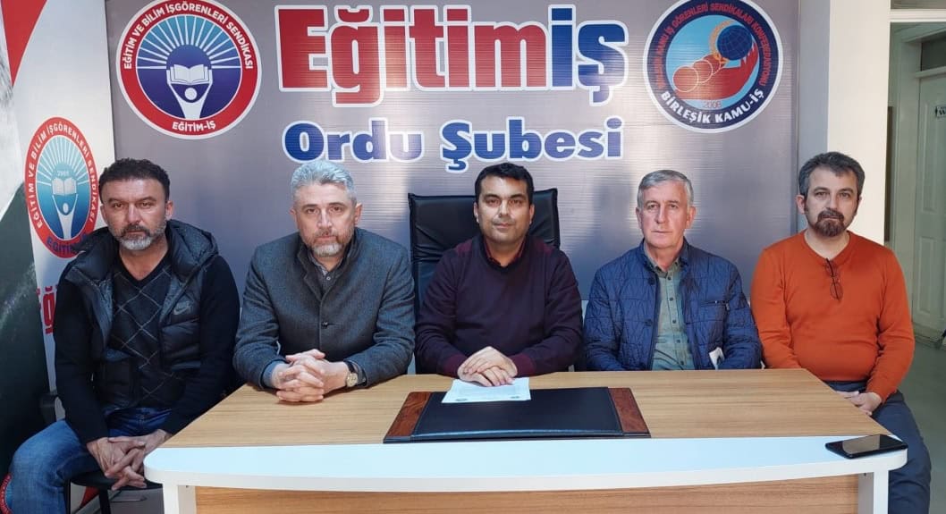 Milli Eğitim Bakanı Mahmut Özer'e Tepki