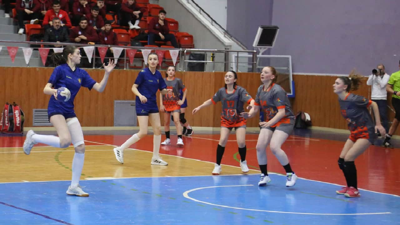 Okul Sporları Hentbol Grup Müsabakaları Ordu'da Başladı